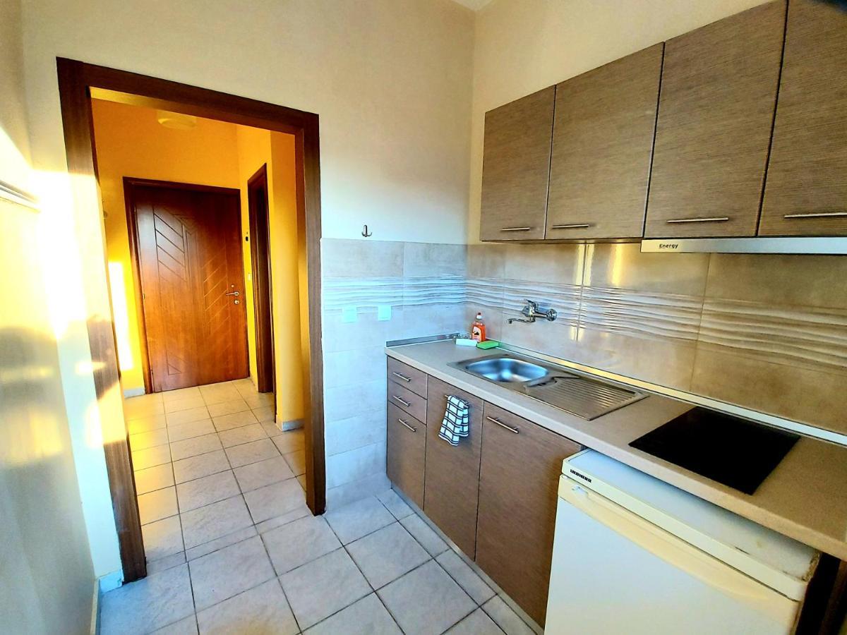 Haus Olymp Apartment Paralia Katerinis Exterior photo